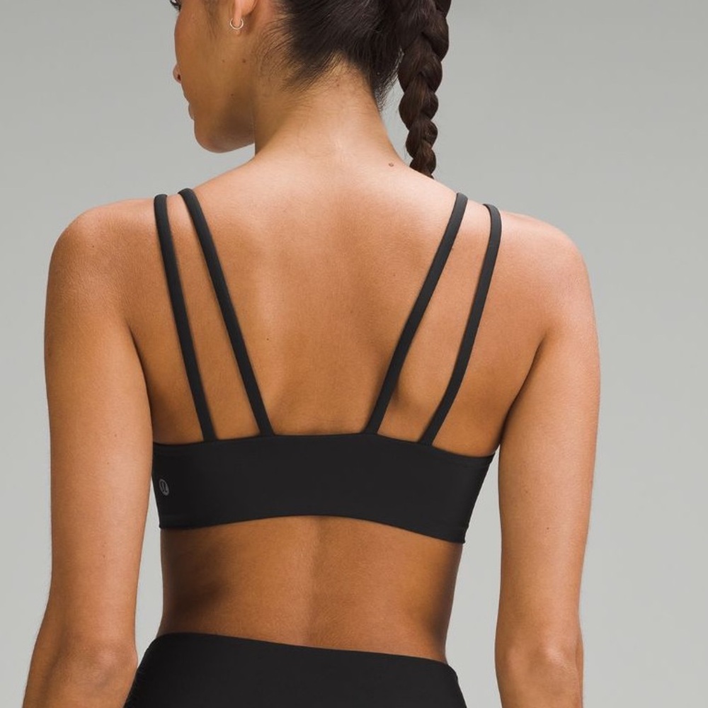 Lululemon like a cloud bra size 4 black